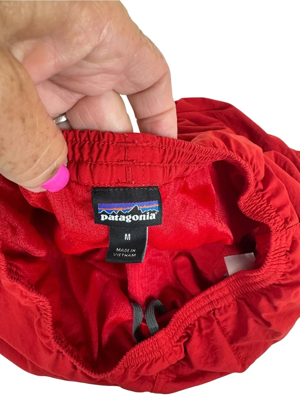 Patagonia Baggies Red Size Medium EUC!!!!